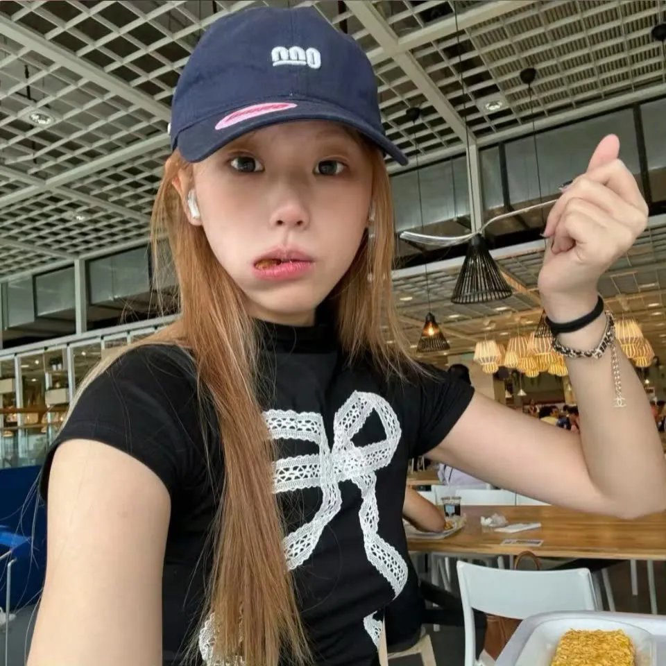 戛纳机密第一季